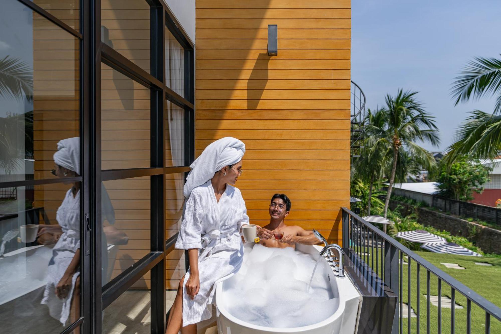 Book A Bed Poshtel - Sha Plus Phuket Екстериор снимка
