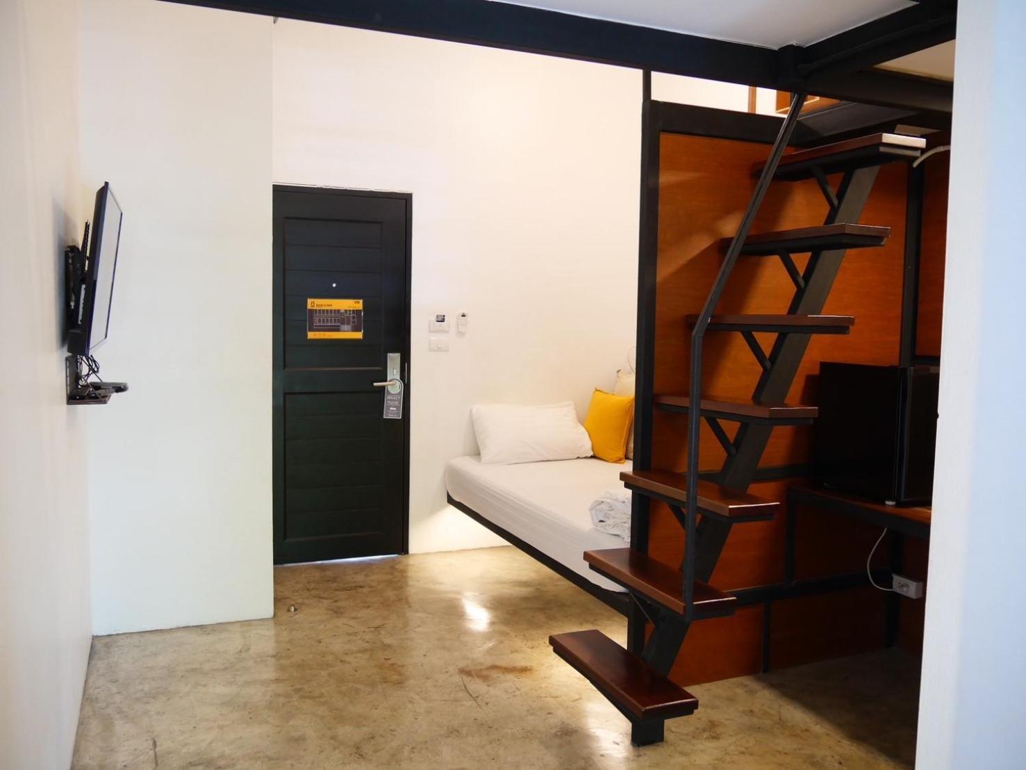 Book A Bed Poshtel - Sha Plus Phuket Екстериор снимка