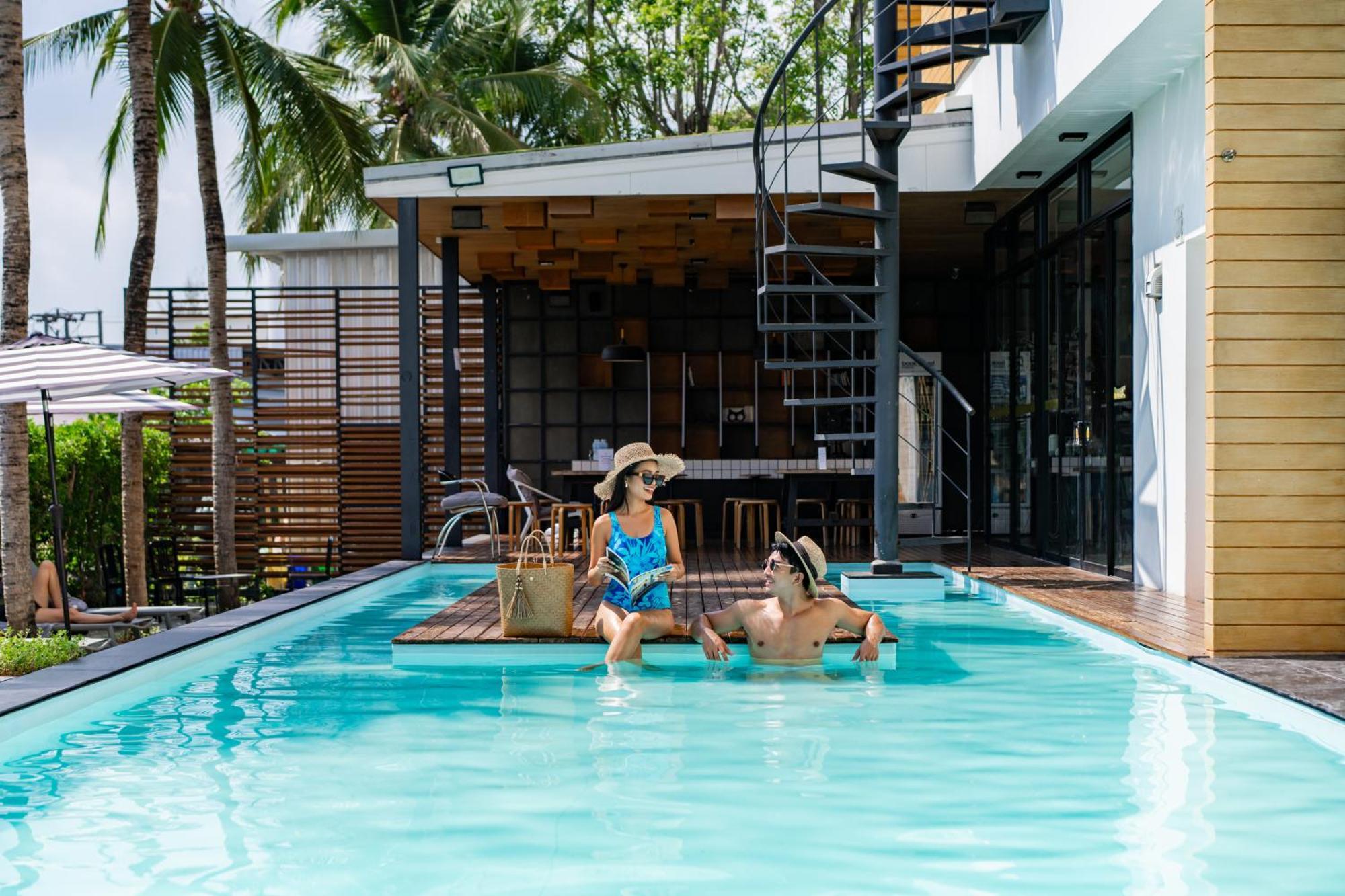 Book A Bed Poshtel - Sha Plus Phuket Екстериор снимка
